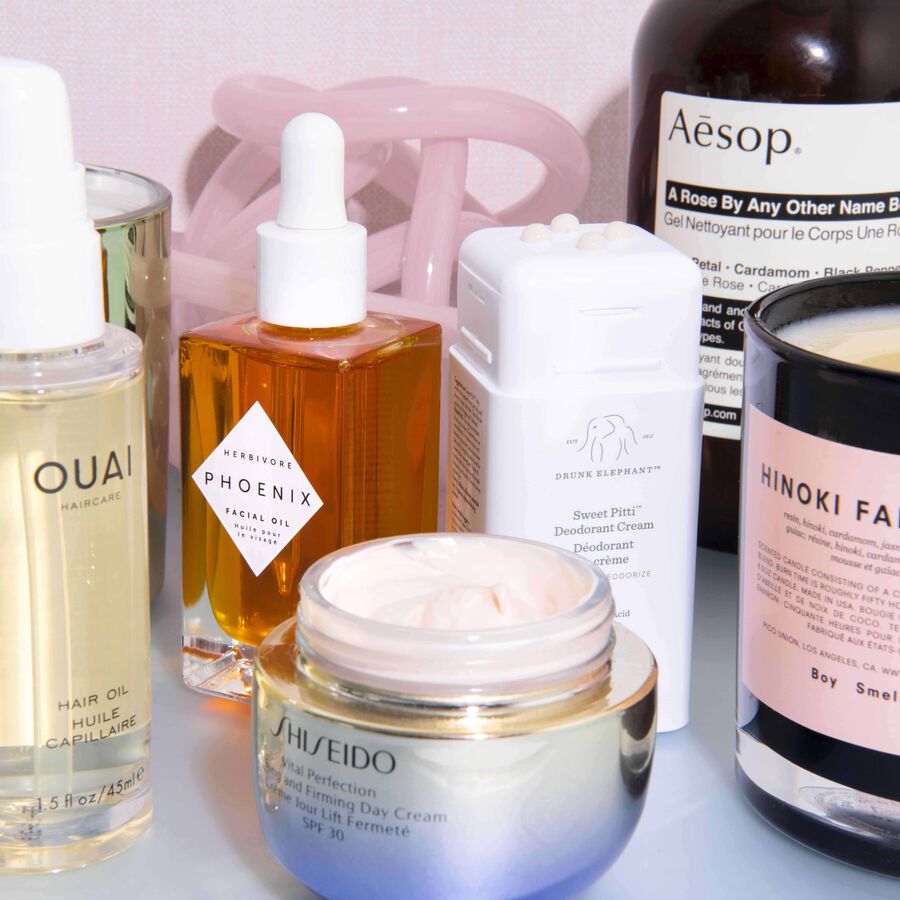 Our Top 5 Sunday Riley Skincare Bestsellers For Effective Results